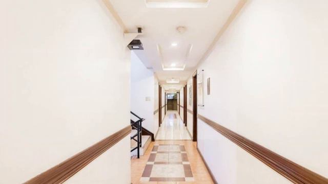 OYO 406 Royal Parc Inn & Suites, Manila, Philippines смотреть онлайн