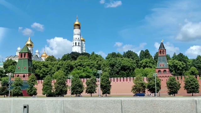 Летняя Москва под живописным небом.#москва #город #столицамосква #прогулка