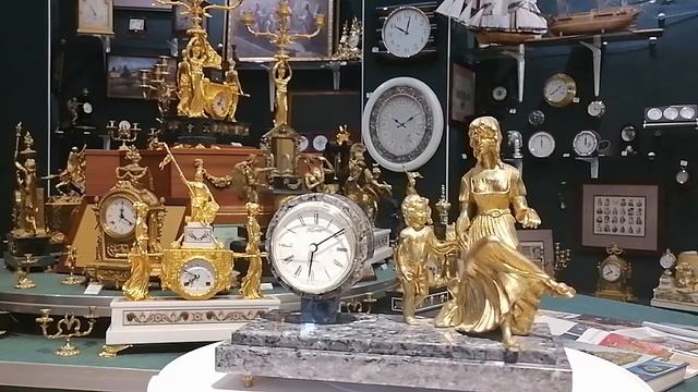 КАМИННЫЕ , НАСТОЛЬНЫЕ ЧАСЫ K.MOZER С ПАСТОРАЛЬНОЙ СЦЕНКОЙ . КВАРЦЕВЫЕ. БРОНЗА, КАМЕНЬ. смотреть онлайн