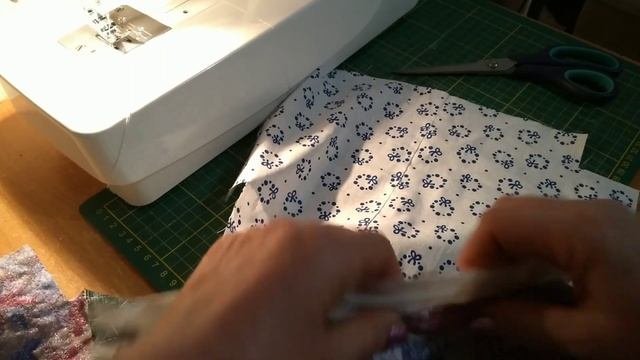 ШЬЮ Косметичку из мелких лоскутков / Текстильная пицца /  Patchwork