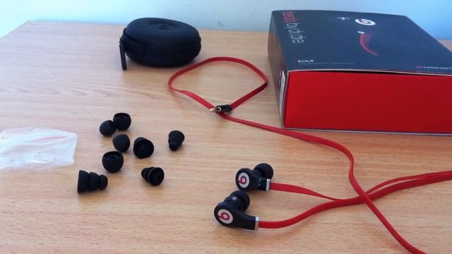 Dr Dre Beats Tour Fake Soundtest/ quick Review смотреть онлайн