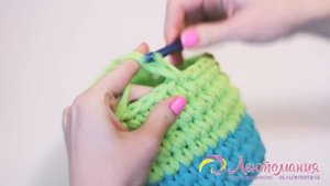 Корзинка "Совушка" из трикотажной пряжи. Очень подробно