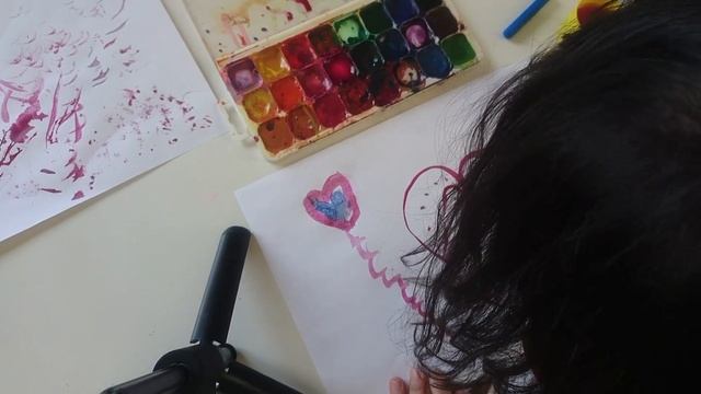 Рисуем дома с детьми: акварельные сердечки смотреть онлайн