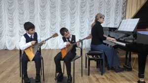 дуэт балалаечников                     преп. Шацкая Алёна Викторовна