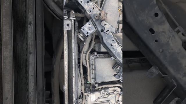 Toyota Prius 40 чистка радиатора обязательна!!! смотреть онлайн