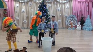 Цирковое Новогоднее представление в подготовительной группе.