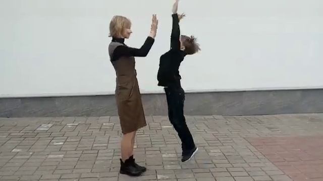 Поздравление учителя начальных классов с днём рождения смотреть онлайн