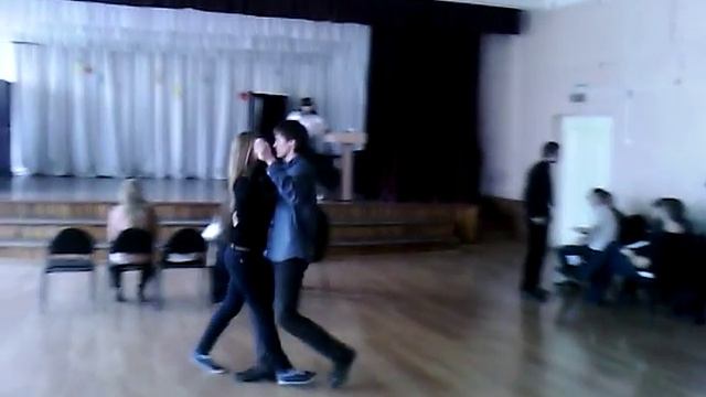 Учимся вальсировать аахах :D смотреть онлайн