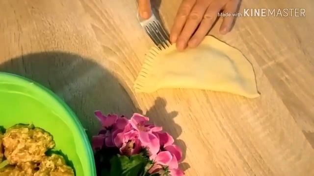 Чебуреки без копоти и дыма без пригоревшей муки и с чистой кухней. смотреть онлайн