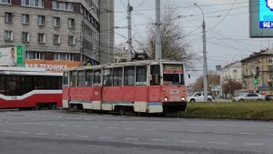 Новосибирский трамвай. Последний пассажирский вагон типа 71-605 на левобережной части сети.