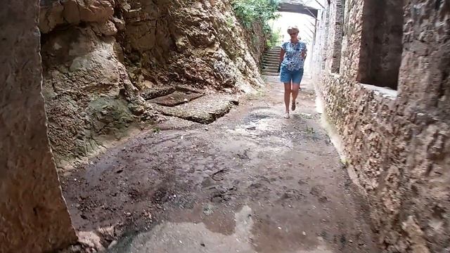 Замок принца Ольденбургского - вторая версия съёмки, старая Гагра, Абхазия