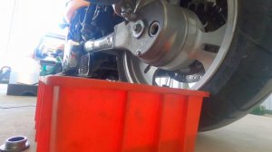 Kawasaki VN1500 Mean Streak Rear Diff Oil Change