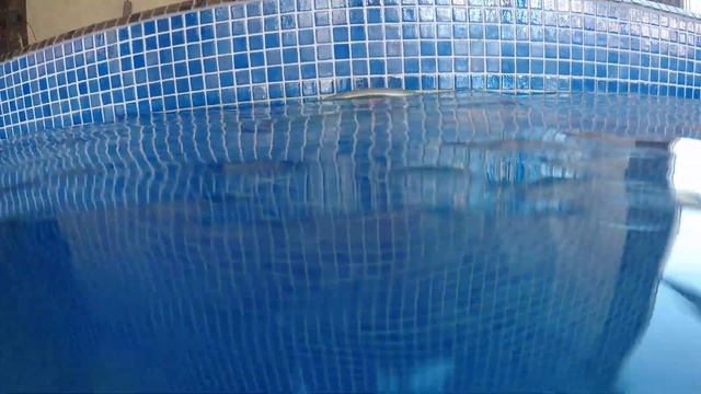 Скиммерный бассейн с переменной глубиной в Воднике