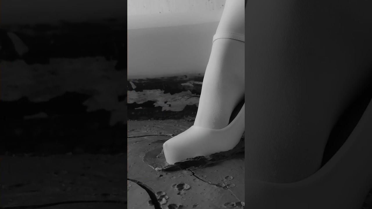 Девушка в грязи смотреть онлайн