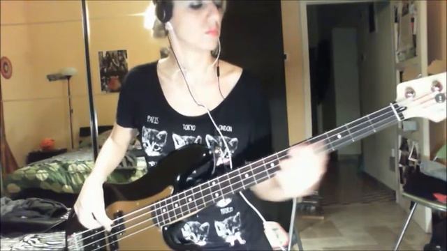 5 Paramore - Crushcrushcrush - Bass cover by Silvia Skull смотреть онлайн