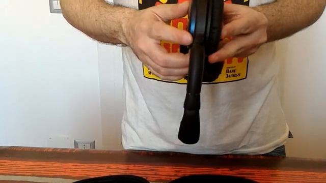 Creative Aurvana ANC Video Unboxing смотреть онлайн