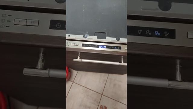 Здравствуйте, машина не сливает воду, что делать Midea MID60S500 смотреть онлайн