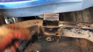 Обломился болт в подрамнике автомобиля ремонт своими руками