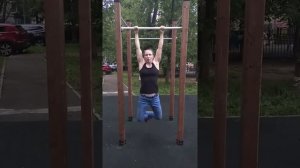 25 подтягиваний (woman pull ups)