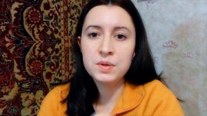 Нужны ли  минеральная смесь и песок для попугая. Спорный вопрос.