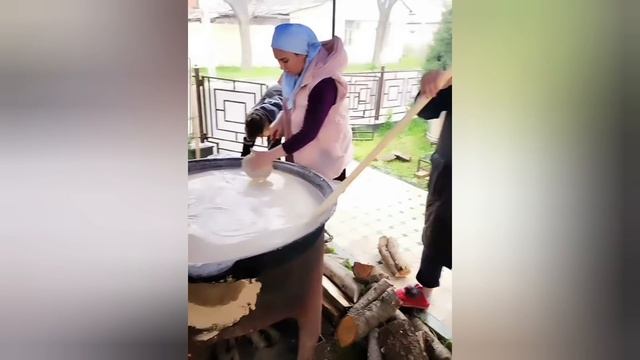 ГУЗАЛ АКТРИСА ХОНАДОНИДА БУГУН ЭХСОН СУМАЛАК БАРЧАГА НАСИБ смотреть онлайн