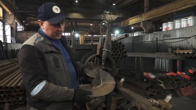 Производство винтовых свай: изготовление стальных труб. Завод "Строй Сваи"