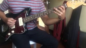 Telecaster vs stratocaster vs JazzMaster - (in ambient sound)