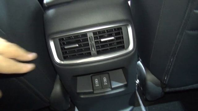 Honda CR-V 2.0 i-MMD Hybrid 4WD Executive (2020) Exterior and Interior