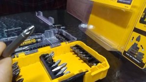 DeWALT DT70709 набор бит для шуруповерта.