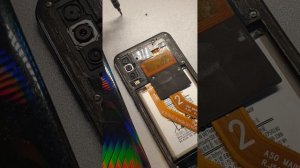 Циклическая перезагрузка Samsung A50 A505 а50. Не включается чёрный экран