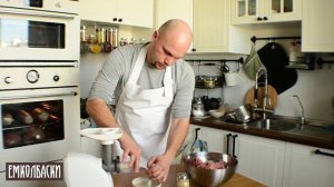 Чесночные колбаски для жарки