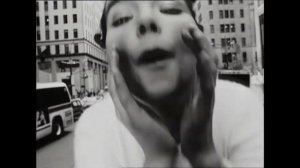 Big Time Sensuality - Björk (Original Mix) (Official Video Remastered)