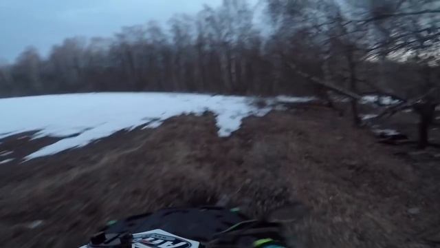 ДПС чуть не поймали подростков на квадроцикле смотреть онлайн