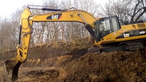 Гусеничный экскаватор Cat 325D