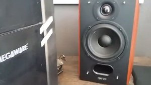 Edifier p 17 LIGADO EM MODULO JBL AUTOMOTIVO