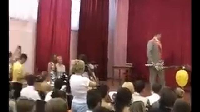 Выпускной ! Букет из белых роз