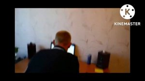 Максим идёт за хлебом. Маленький фильм