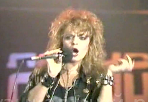 Хотелось бы вам вернутся вместе с Ларисой Долиной в СТРАНУ ЛИМОНИЯ  ? или ?