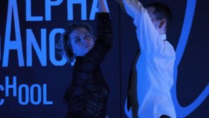Парный танец хастл от тренеров студии Alpha Dance в Москве