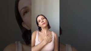 Платизма: эффективные упражнения от индюшиной шеи ? #косметологмосква #шея #самомассаж