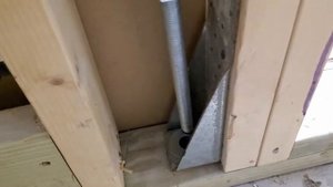 КАК УКРЕПИТЬ ШАТАЮЩУЮСЯ СТЕНКУ?   СПОСОБ УСИЛЕНИЯ ПОЛУСТЕНКА В ДУШЕ