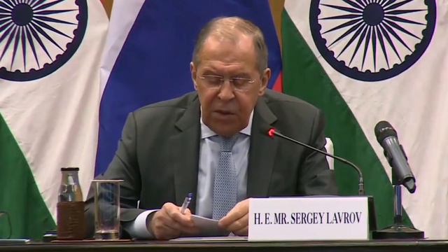 Паранойя Кремля: зачем Москва убеждает мир во "взрывоопасности" Украины. смотреть онлайн