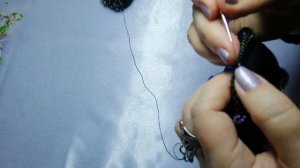 Вязание с бисером. Работа над сумочкой.