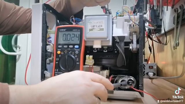 Микроволновка сильно гудит