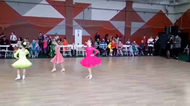 Бальные танцы.Дети соло школа.турнир "Золотая туфелька"