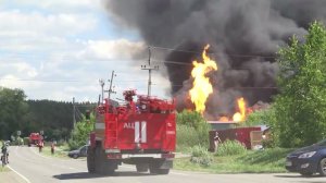 NO COMMENT. Пожар на газовой заправке.