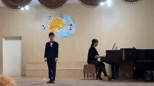 суруди “Хонаи мо”, матн М. Турсунзода, оҳанг З. Шаҳидӣ