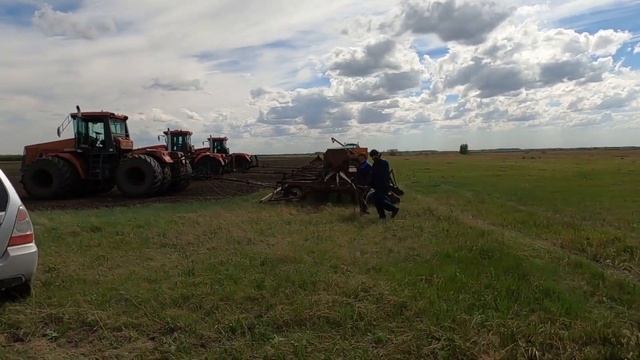 Кировец К735ст, К735Мст, К744Р2, К424, Посевная 2022 смотреть онлайн