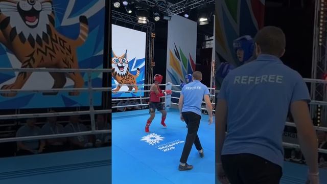 Тайский бокс на сцене Летнего амфитеатра