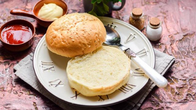 Гамбургер с сосиской